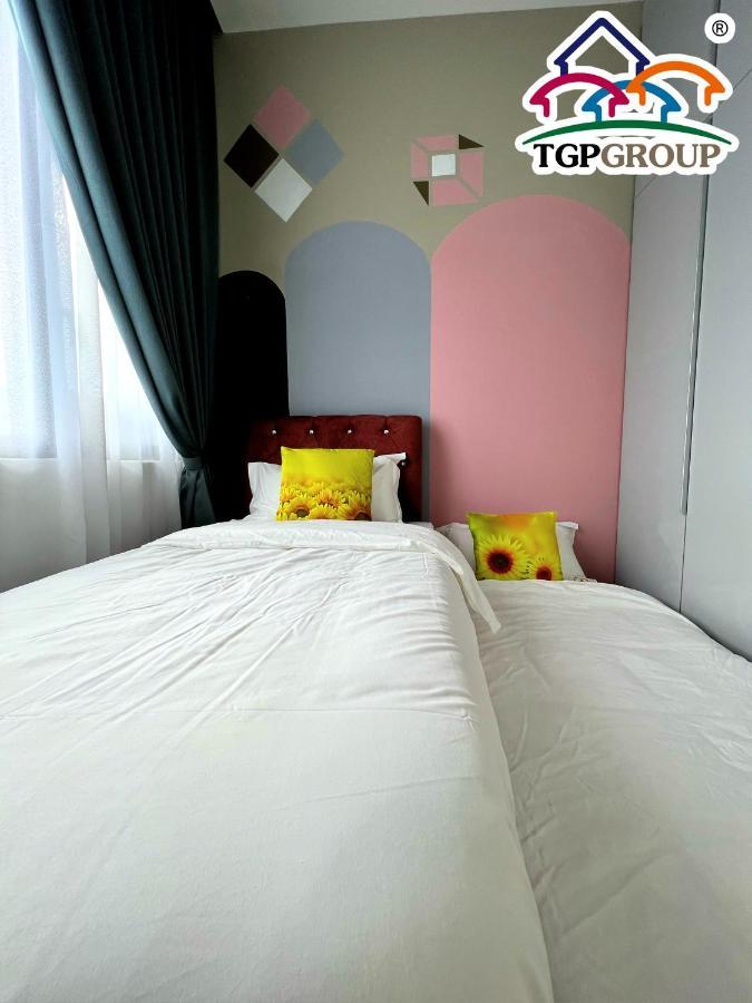 Apartment D'pristine Design By Tgp
